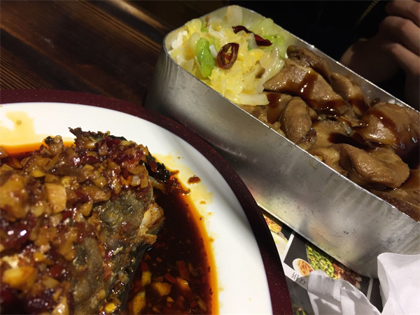 东北精炒老饭盒加盟